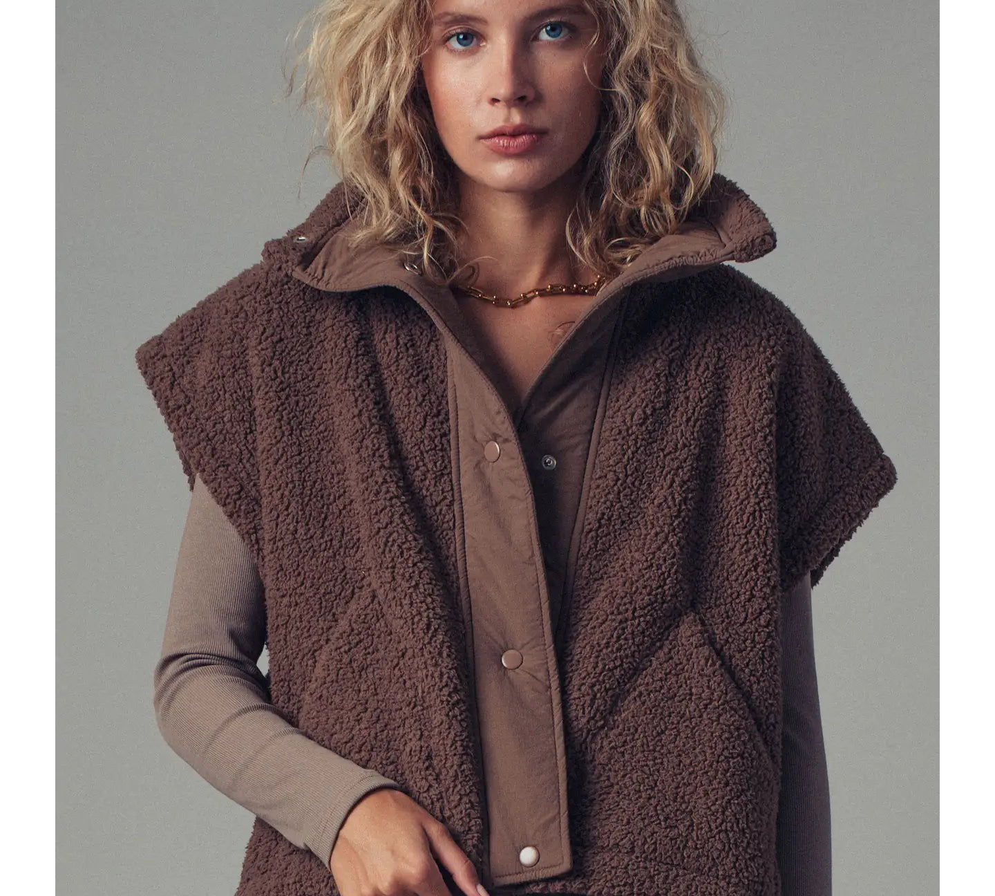 Quilted Collar Boxy Sherpa Vest