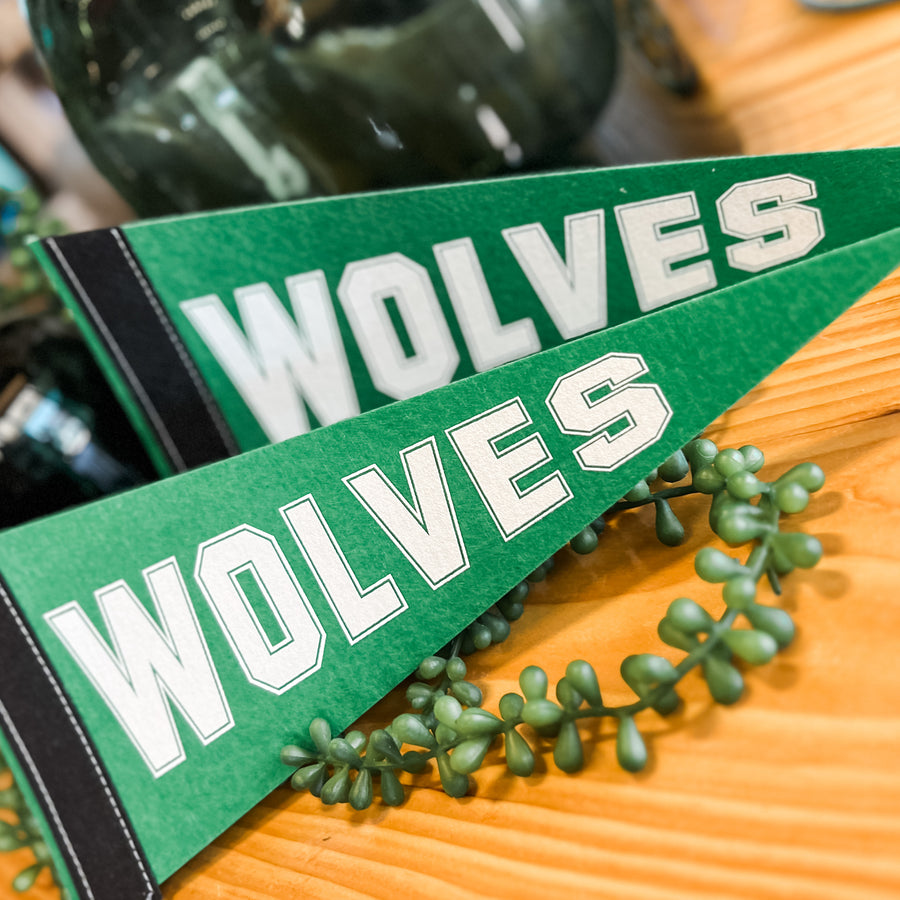 Wolves Green Pennant