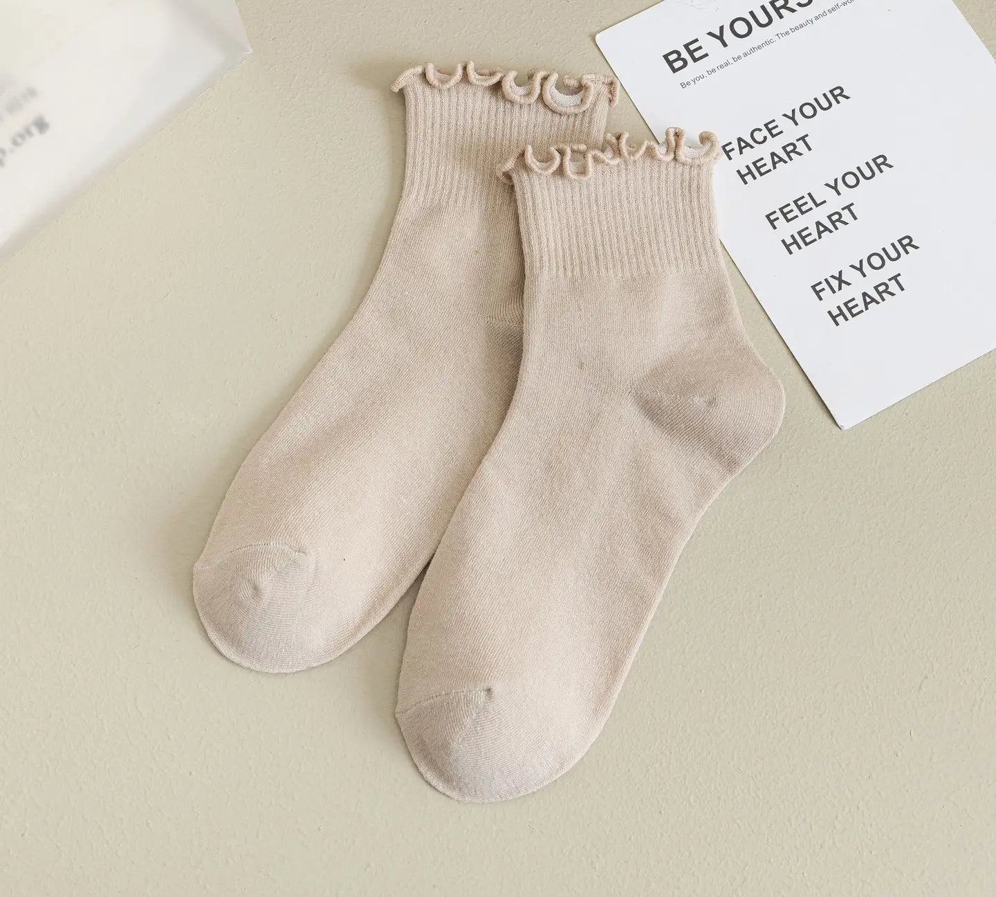 Solid Color Ruffle Ankle Socks