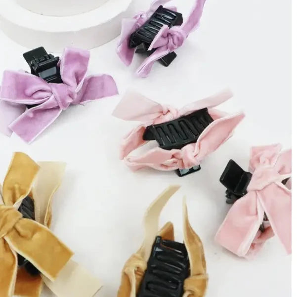 Mini Velvet Bow Hair Cip