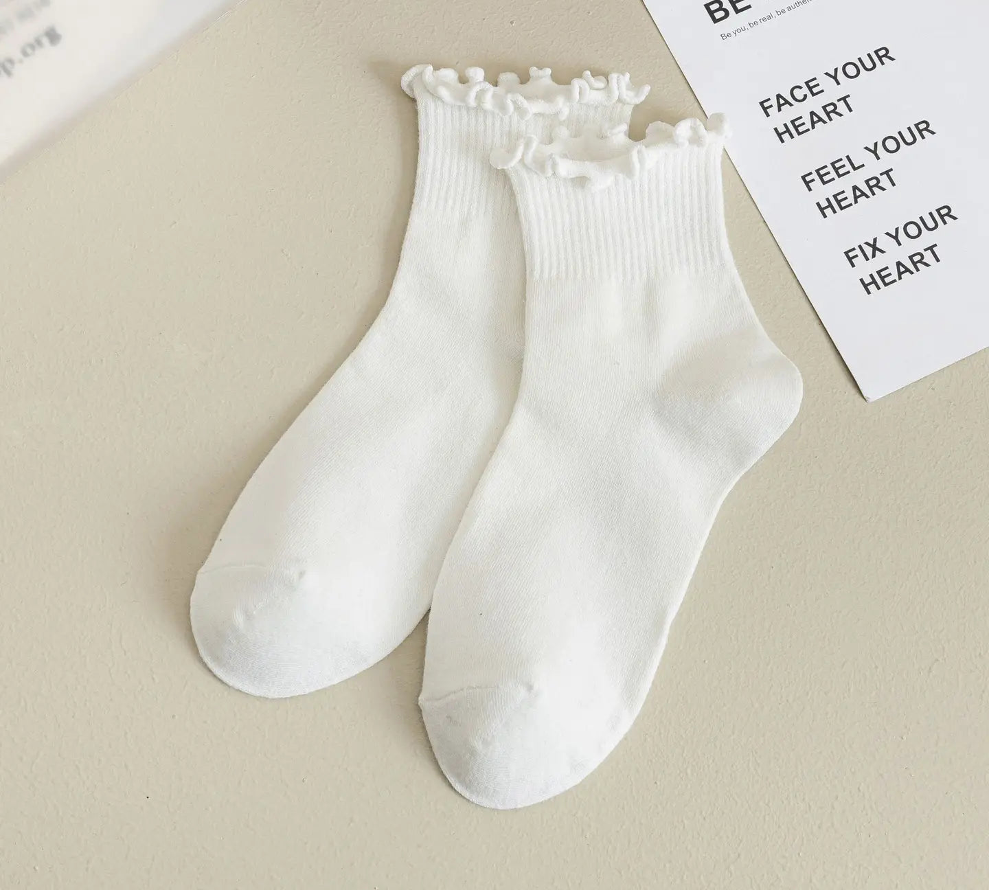 Solid Color Ruffle Ankle Socks