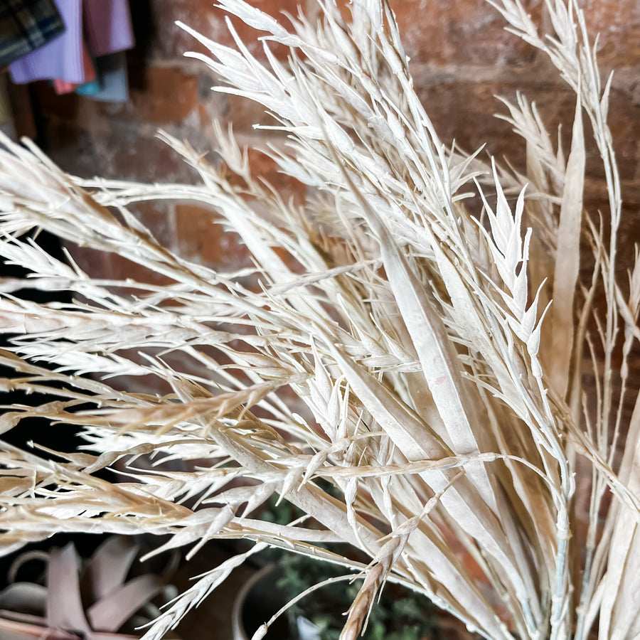 Hued Wheat Bush 21”