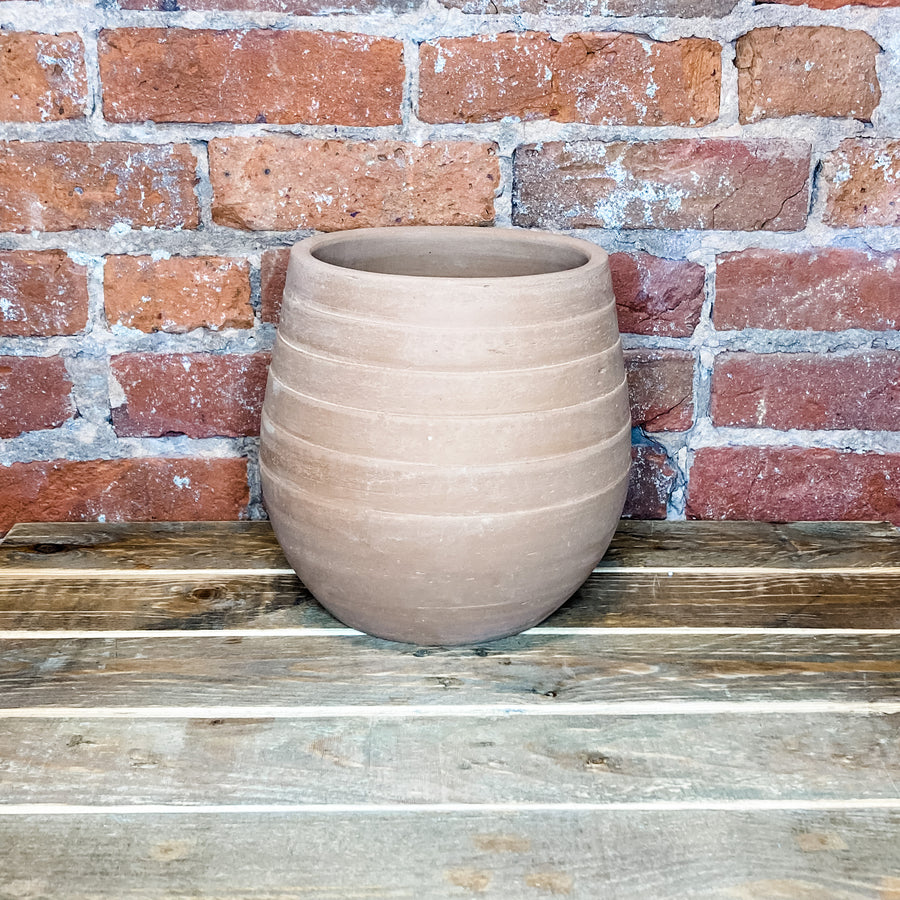 Wide Ribbed Terracotta Pot