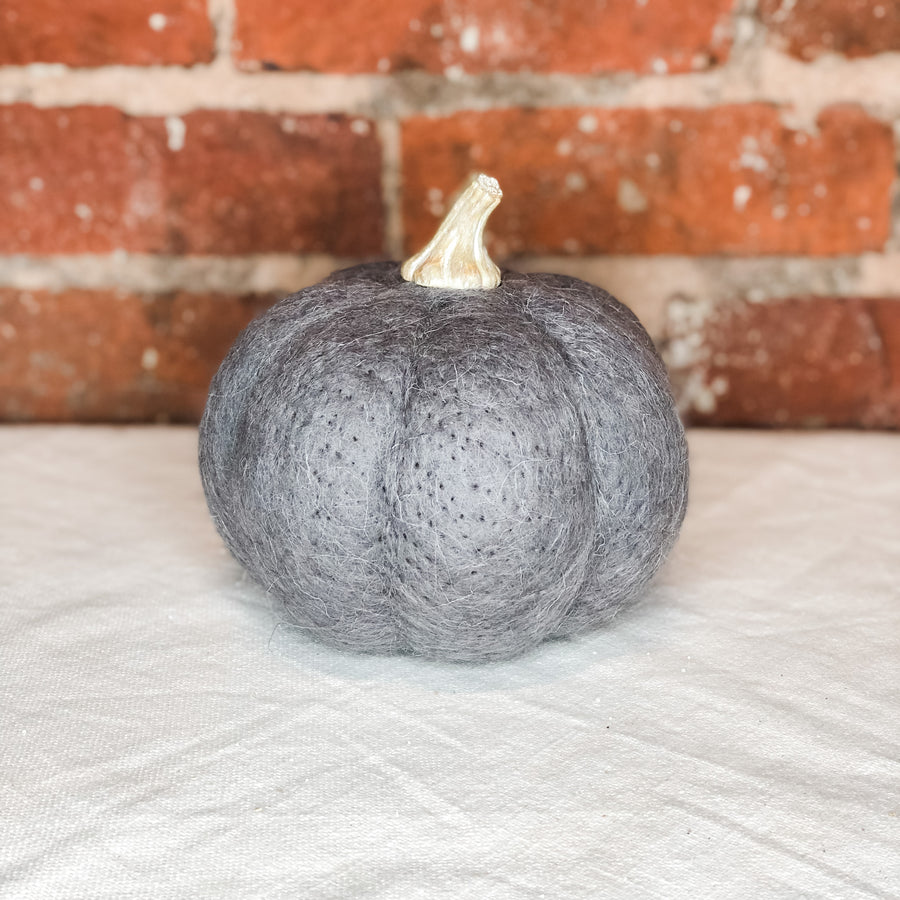 Wool Felt Pumpkin w/ Resin Stem 5.5”x6.25”