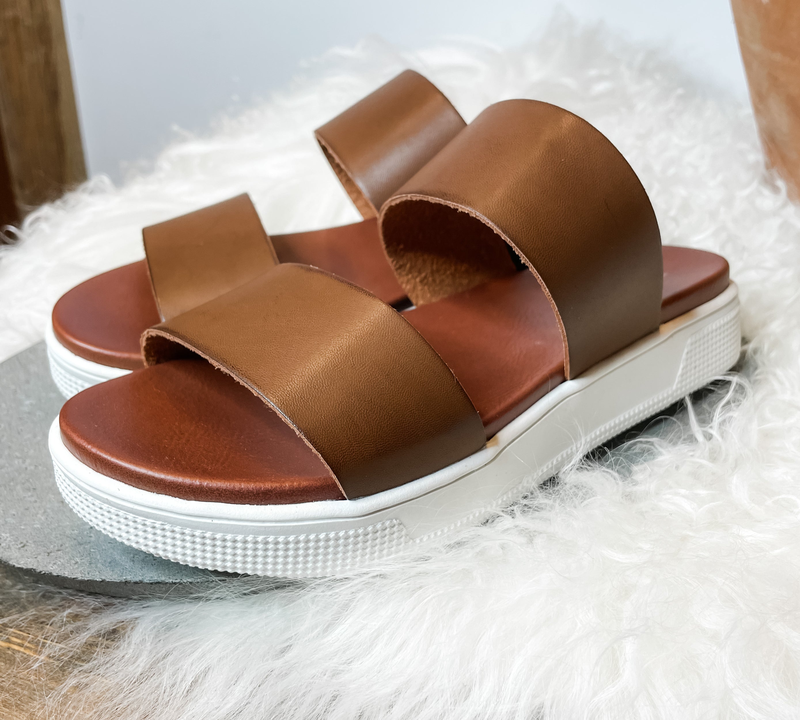 Saige Sandal