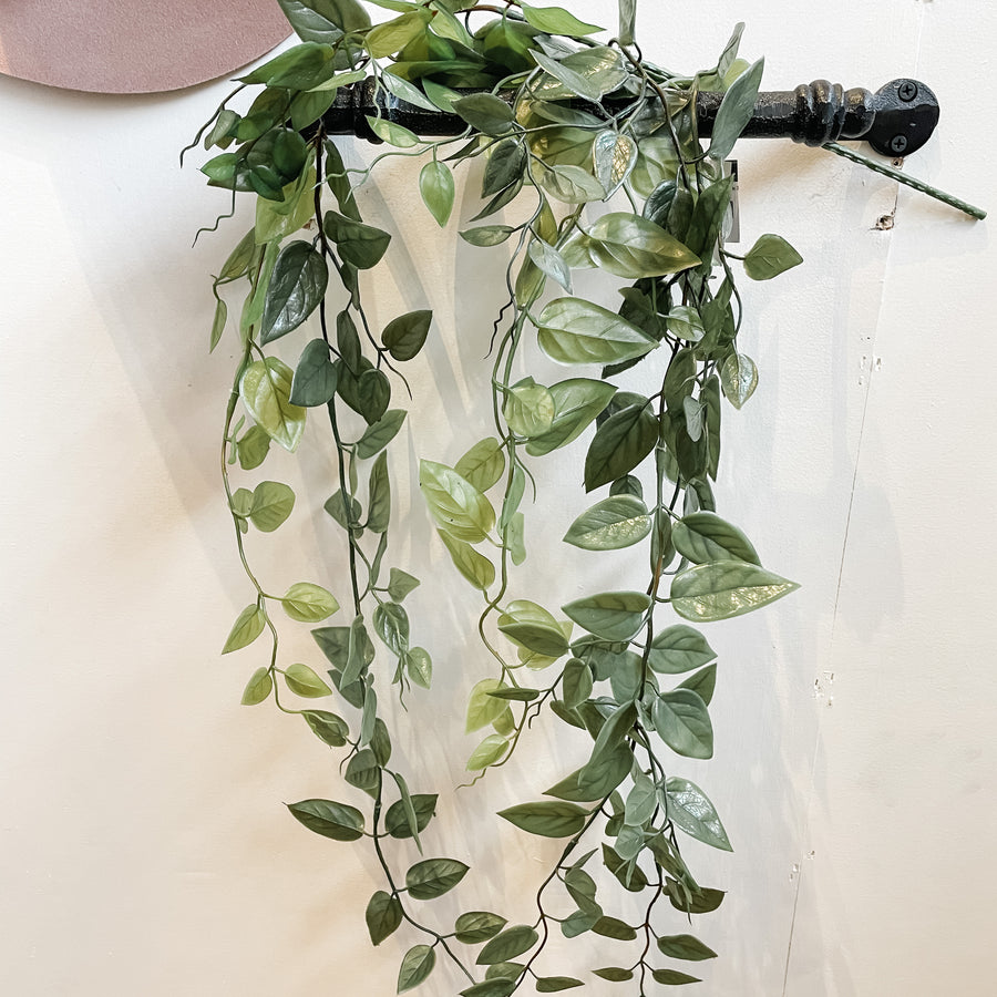 Eucalyptus Heart Leaf Drop Spray 37.5”
