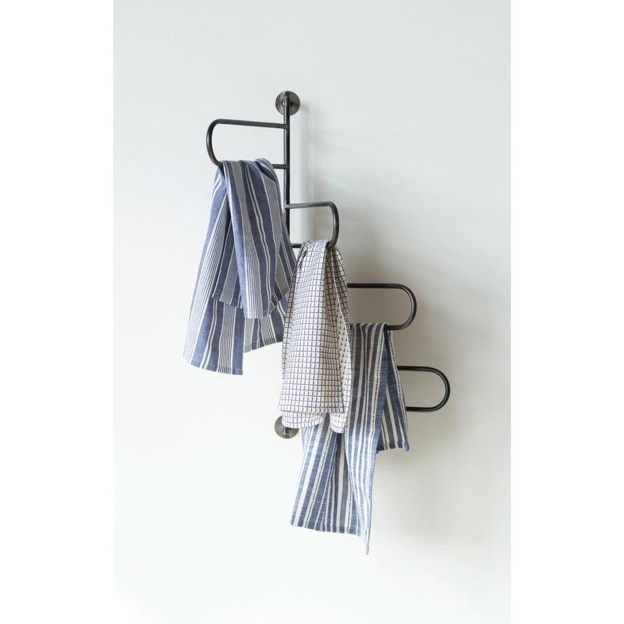 Metal Swivel Wall Rack 28x14.5"