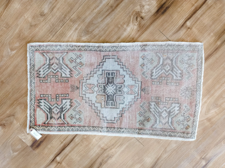 Vintage Turkish Rug, 2x3